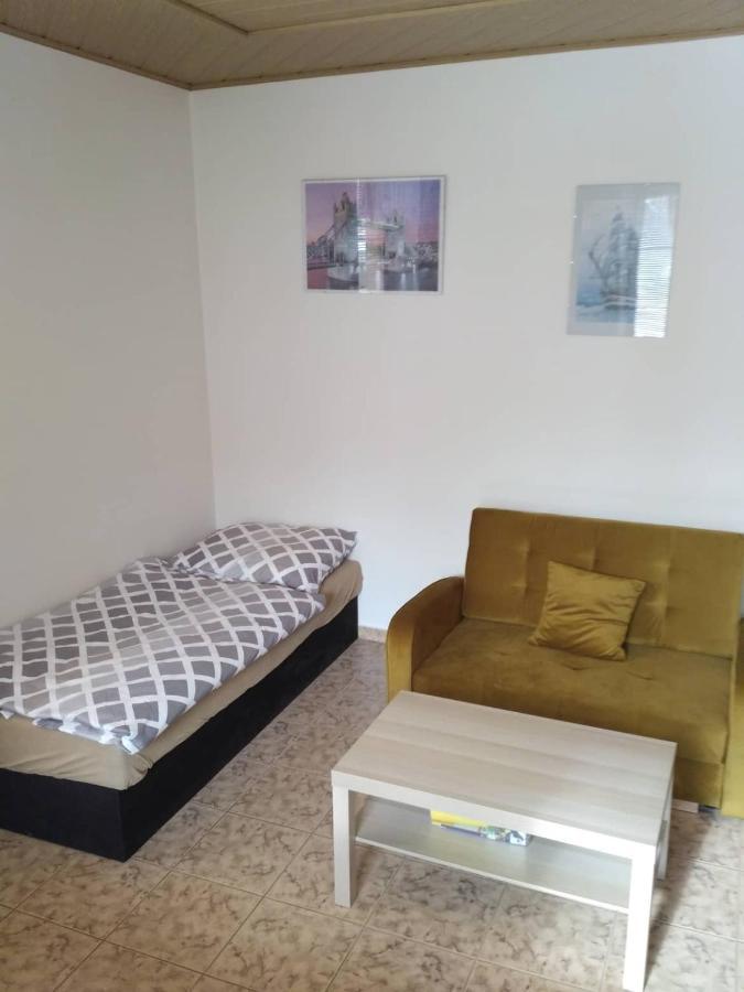 Apartma Doubek 捷克布杰约维采 外观 照片