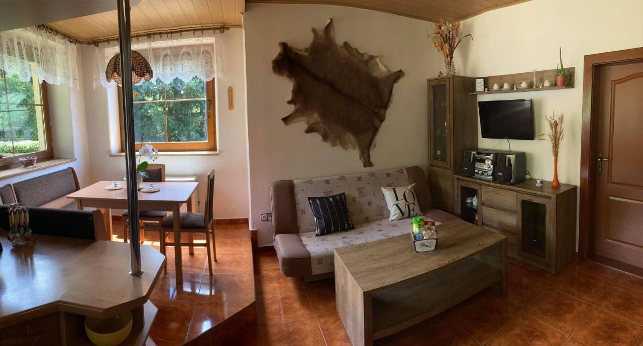 Apartma Doubek 捷克布杰约维采 外观 照片
